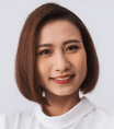 美容機器販売を行う女性社長の人物写真