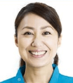 整体院の女性院長の人物写真